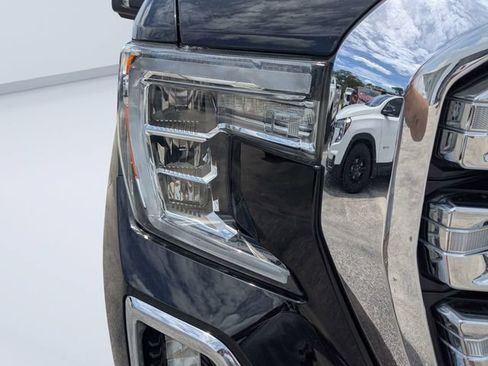 Used 2020 GMC Sierra 1500 SLT w/ SLT Premium Plus Package AWD/4WD image 9