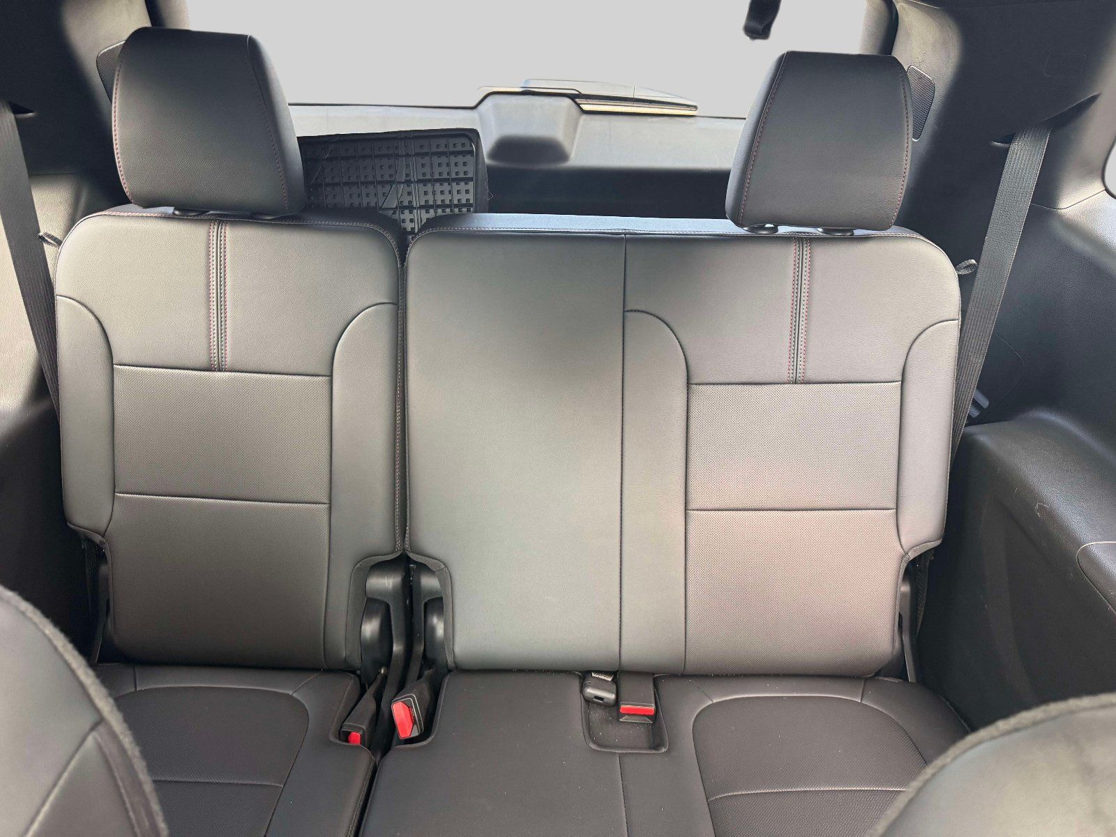 Used 2023 Chevrolet Traverse RS AWD/4WD image 15