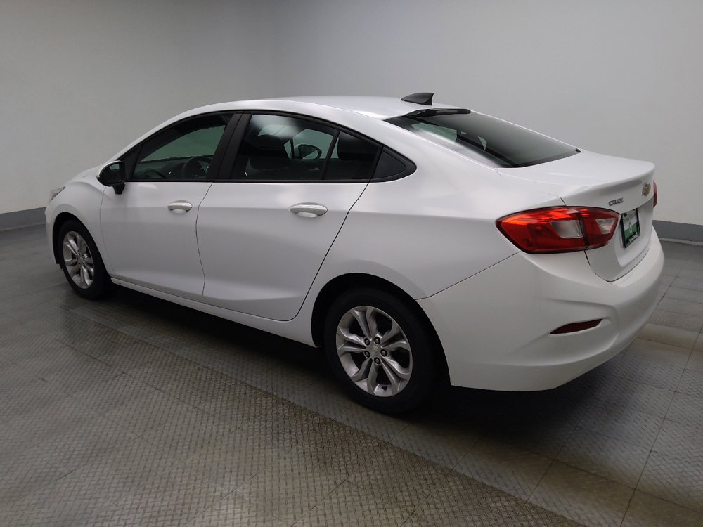 Used 2019 Chevrolet Cruze LS w/ LS Convenience Package FWD image 3