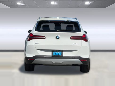 Used 2025 BMW X3 xDrive30 w/ Premium Package AWD/4WD image 9