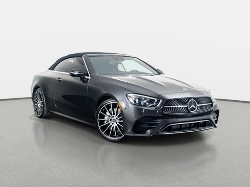 Used 2023 Mercedes-Benz E 450 Cabriolet w/ AMG Line image 4