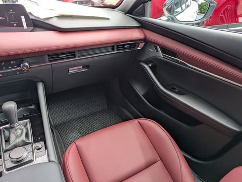New 2026 MAZDA MAZDA3 Hatchback w/Premium Plus Pkg image 14