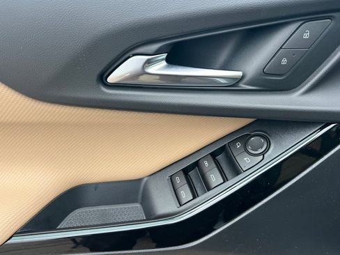 New 2026 Chevrolet Equinox ACTIV image 8