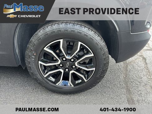 Used 2024 Chevrolet TrailBlazer ACTIV w/ Convenience Package AWD/4WD image 8