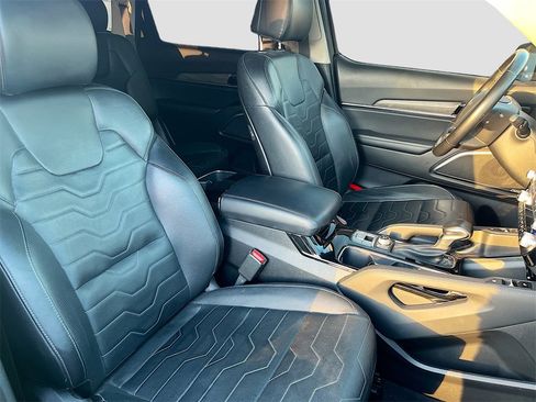 Used 2022 Kia Telluride SX w/ SX Prestige Package image 31