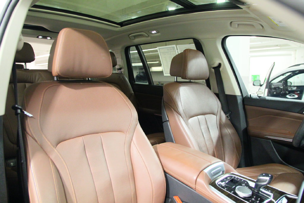 Used 2019 BMW X7 xDrive40i w/ Premium Package AWD/4WD image 21