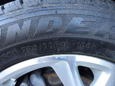 Used 2020 Chevrolet Equinox LT image 25