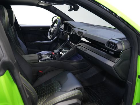 Used 2024 Lamborghini Urus S AWD/4WD image 36