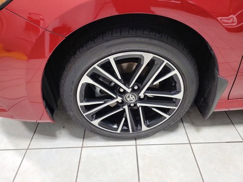 Used 2025 Toyota Camry XLE image 46