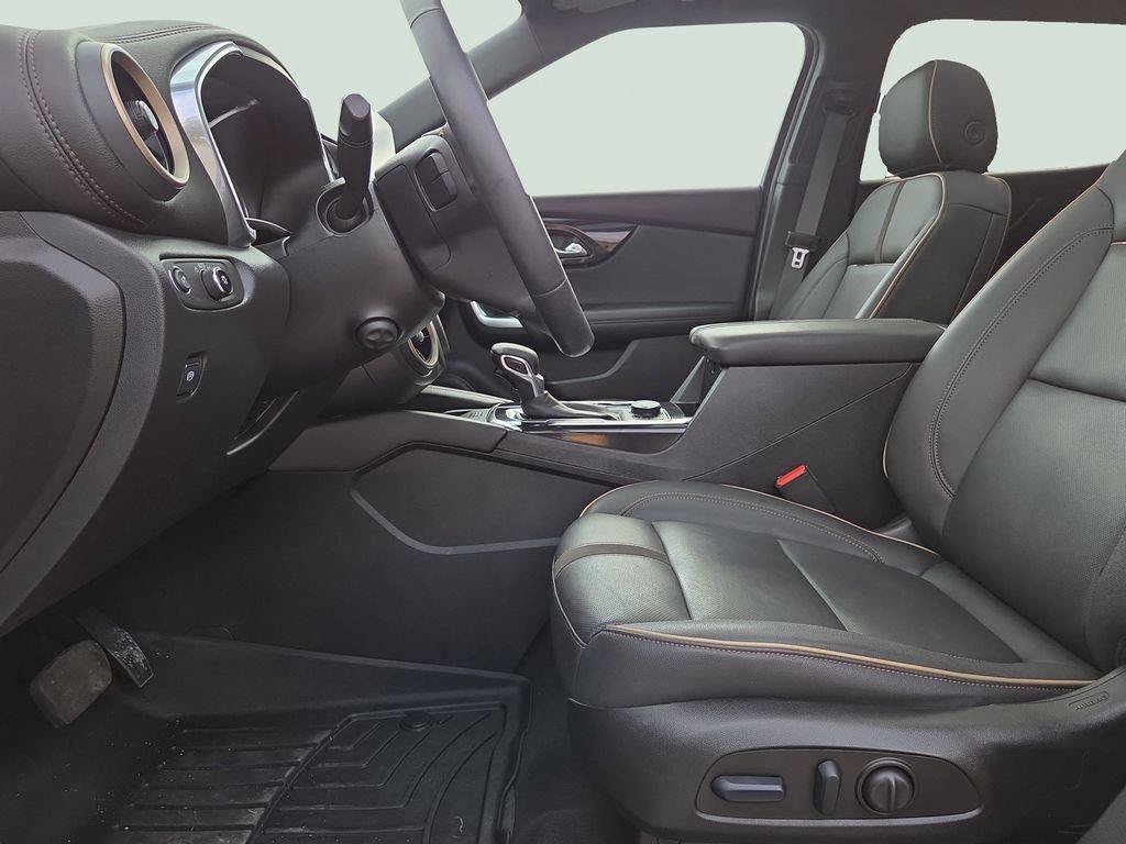 Used 2023 Chevrolet Blazer Premier w/ Driver Confidence II Package FWD image 25