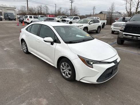 Used 2022 Toyota Corolla LE image 20