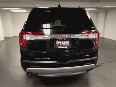 Certified 2023 GMC Acadia SLT AWD/4WD image 7