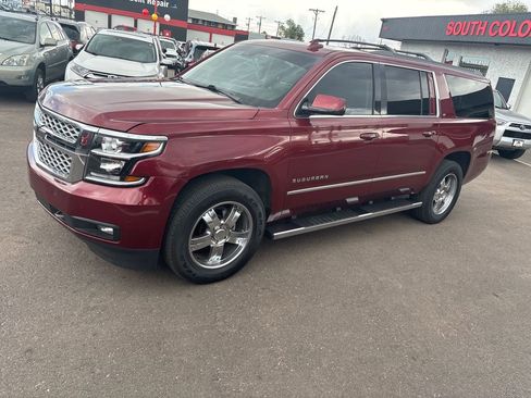 Used 2018 Chevrolet Suburban LT w/ LT Signature Package AWD/4WD image 3