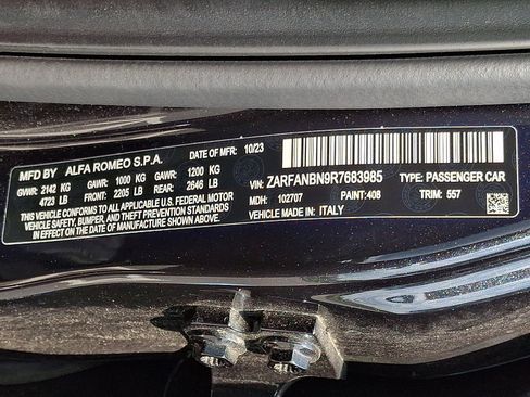Used 2024 Alfa Romeo Giulia Ti w/ Performance Driving Package AWD/4WD image 30