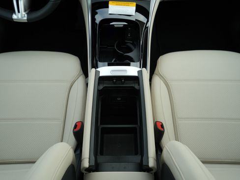 New 2026 Mercedes-Benz GLC 300 GLC 300 image 29