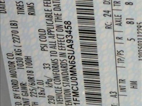 New 2025 Ford Escape ST-Line w/ Tech Pack #1 image 17