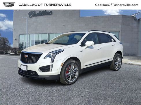 New 2026 Cadillac XT5 Sportv image 1