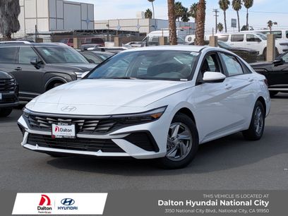 New 2026 Hyundai Elantra SE