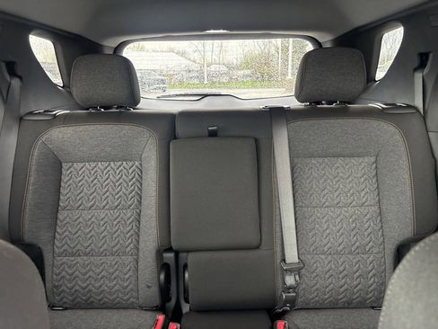 Used 2023 Chevrolet Equinox LT AWD/4WD image 39