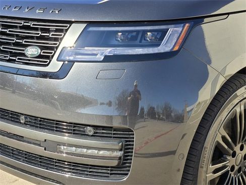 New 2026 Land Rover Range Rover SE image 5