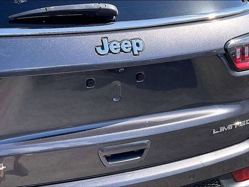 Used 2021 Jeep Compass Limited w/ Sun and Sound Group image 24