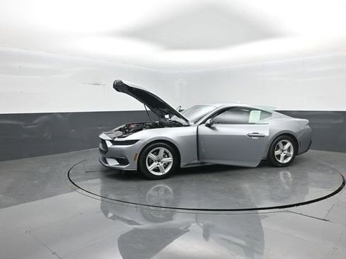 New 2026 Ford Mustang Coupe image 39