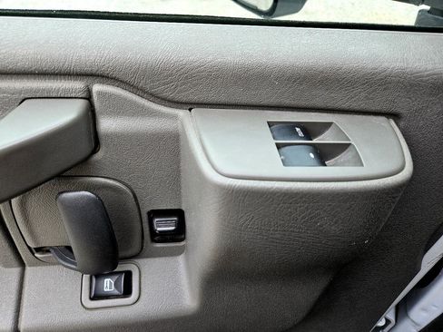 Used 2021 Chevrolet Express 3500 w/ Power Convenience Package image 13