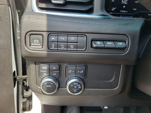 Used 2023 GMC Yukon Denali AWD/4WD image 22