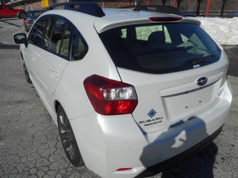 Used 2014 Subaru Impreza 2.0i Sport Premium image 12