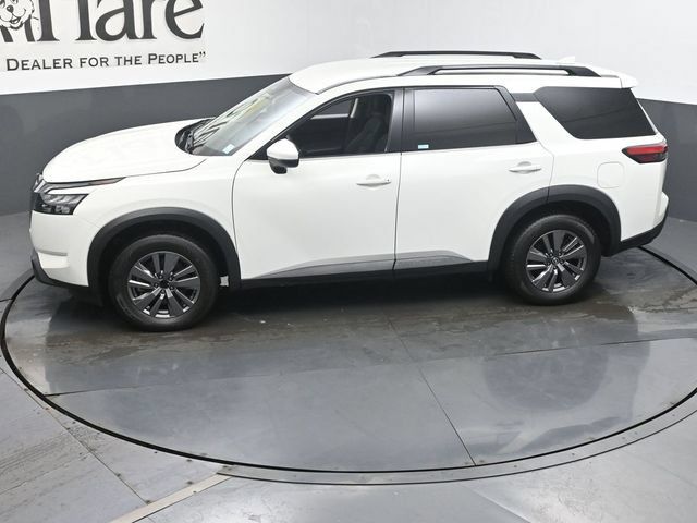 Used 2025 Nissan Pathfinder SV FWD image 63