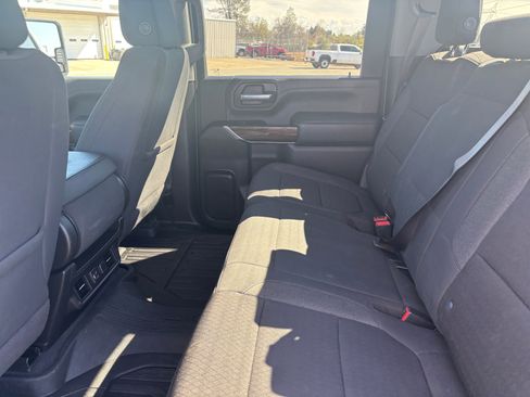 Used 2022 GMC Sierra 2500 SLE w/ SLE Convenience Package image 17