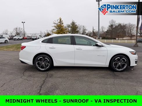 Used 2023 Chevrolet Malibu LT image 2