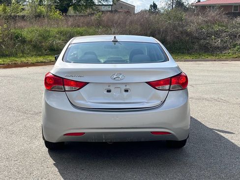 Used 2012 Hyundai Elantra GLS w/ Preferred Pkg 3 image 6