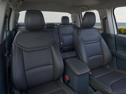New 2026 Ford Maverick Lobo AWD/4WD image 26