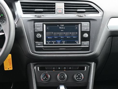 Used 2021 Volkswagen Tiguan S FWD image 10