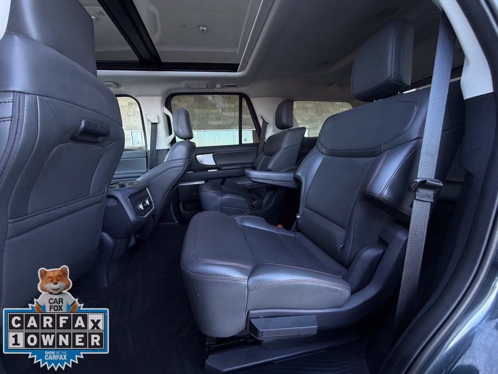 Used 2025 Ford Expedition Active AWD/4WD image 22