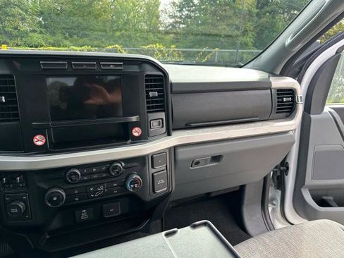 Used 2024 Ford F250 XLT image 15