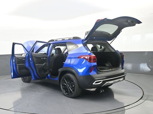 Used 2022 Kia Seltos Nightfall Edition image 74