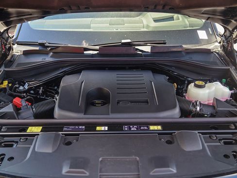 New 2026 Land Rover Range Rover SE AWD/4WD image 29