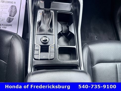Used 2025 Kia Sorento EX w/ Panoramic Sunroof Package FWD image 41