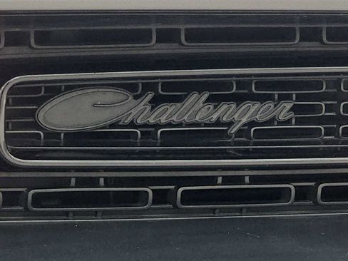 Used 2019 Dodge Challenger SXT w/ Blacktop Package image 11