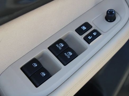 Used 2019 Subaru Outback 2.5i Premium AWD/4WD image 29