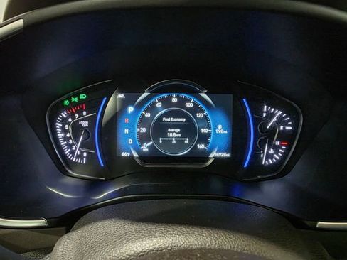 Used 2020 Hyundai Santa Fe Limited AWD/4WD image 17