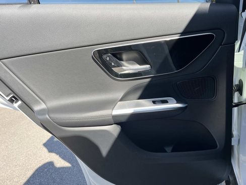 Certified 2025 Mercedes-Benz GLC 300 4MATIC image 15