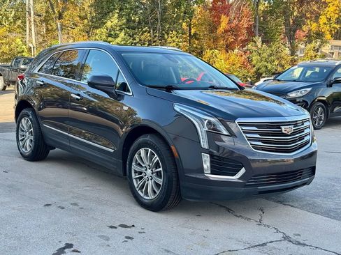 Used 2017 Cadillac XT5 Luxury w/ Driver Awareness Package image 10