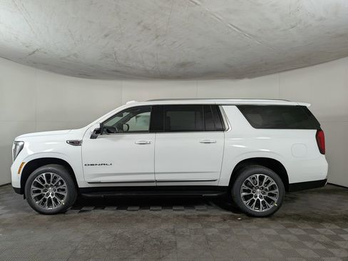 New 2026 GMC Yukon XL Denali w/ LPO, Floor Liner Package image 3
