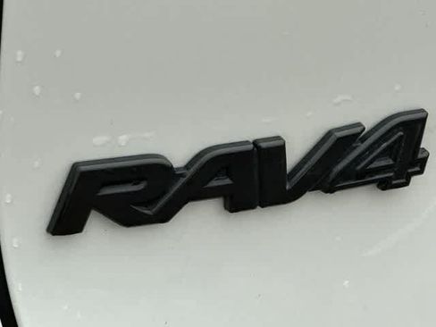 Used 2024 Toyota RAV4 XSE w/ Weather Package AWD/4WD image 19