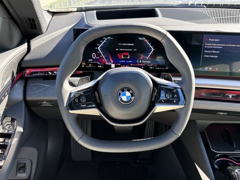 Used 2026 BMW 530i xDrive image 18