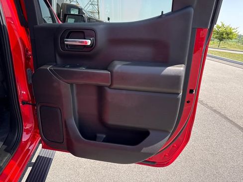 Used 2022 Chevrolet Silverado 1500 Custom w/ LPO, Dark Essentials Package AWD/4WD image 16