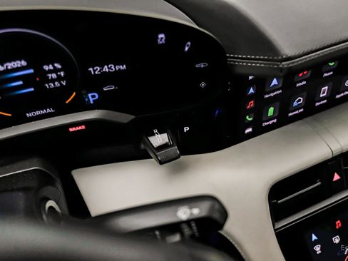 Used 2020 Porsche Taycan Turbo image 53